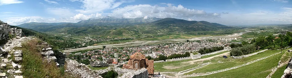 Albania — Panorama Albania Tour 003