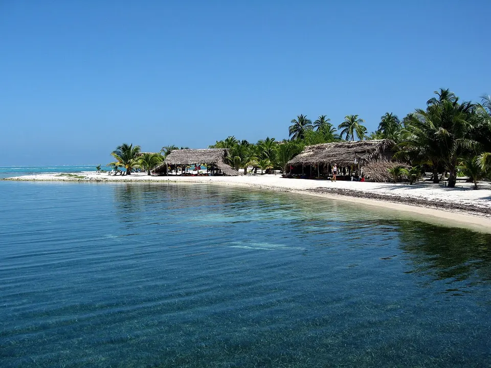 Belize — BZECAYE09