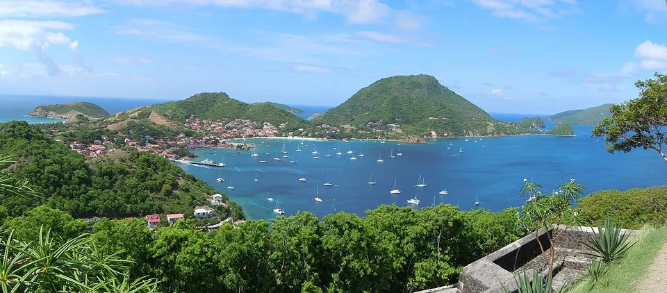 Guadeloupe — Baie des Saintes depuis le Fort Napoléon des Saintes