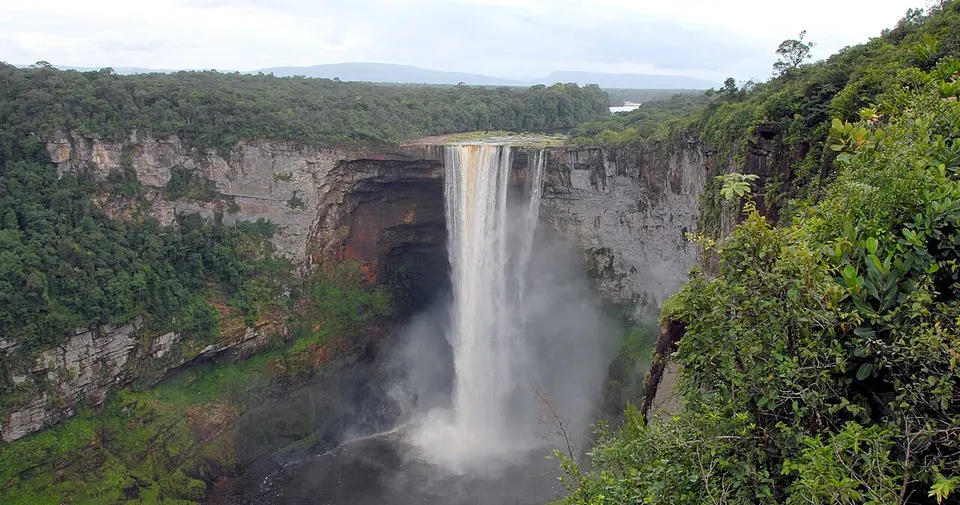 Guyana — Kaieteur Falls Guyana (2) 2007