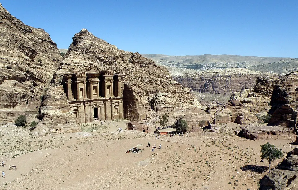 Jordan — Petra Deir 44