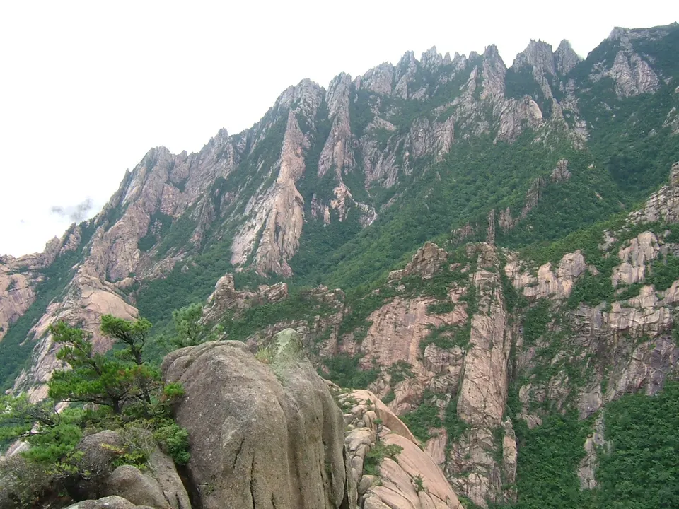 North Korea — Sejonbong Kumgangsan 20060827