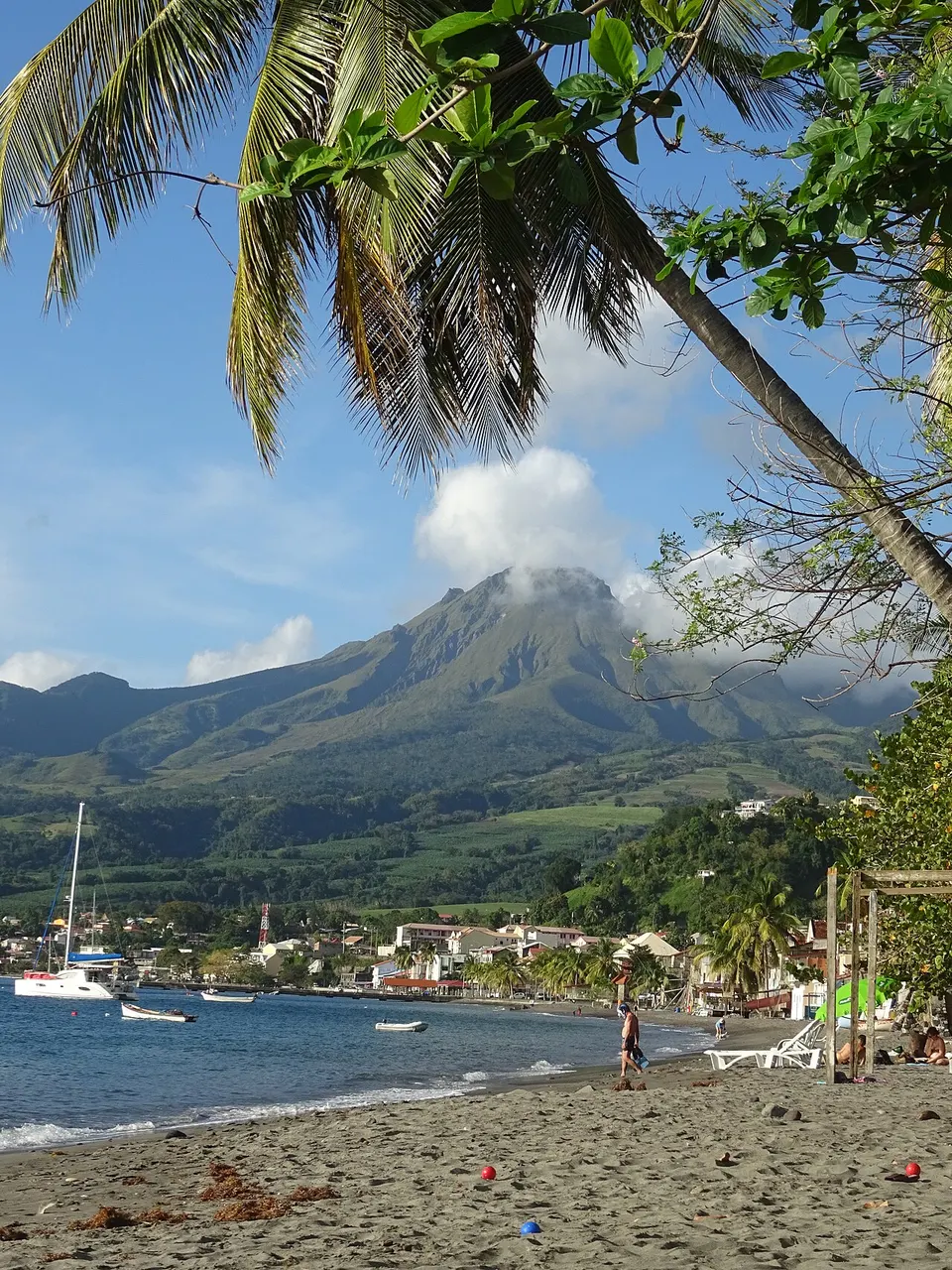 Martinique — Montagne Pelée depuis St Pierre
