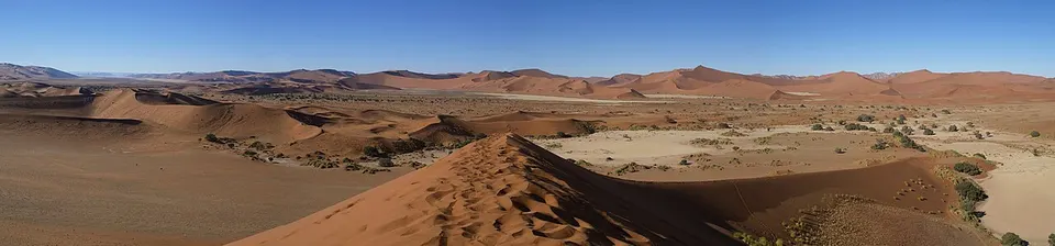 Namibia — Sossusvlei south view