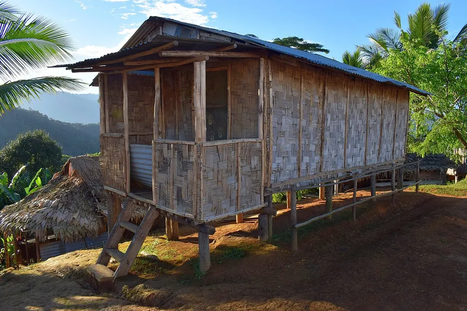 Papua New Guinea — Kokoda Track Village Hut