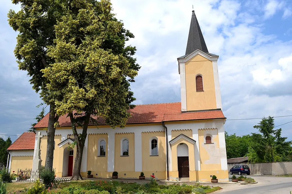 Cífer-Jarná kostol 02 — Region of Trnava, Slovakia