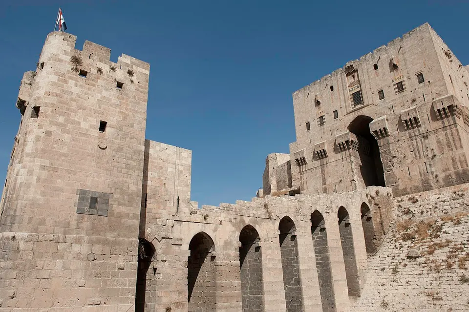 Aleppo Citadel entrance - seen from southeast 9933 — Aleppo, Syria