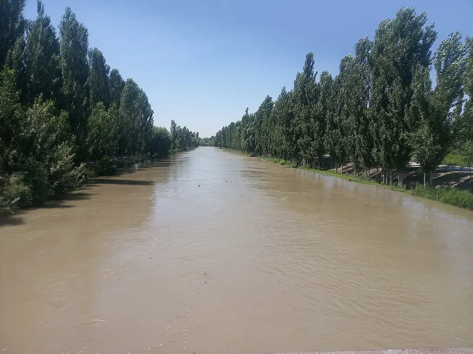 Great Fergana Canal (Rishtan) — Fergana Region, Uzbekistan