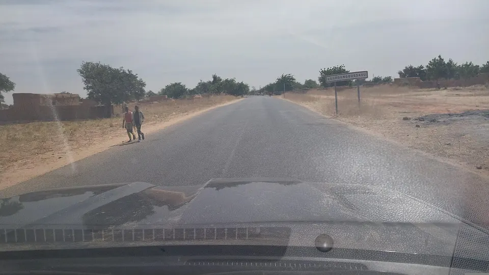 Kouroungoussaou 01 - Mapillary (186115340689666) — Maradi, Niger