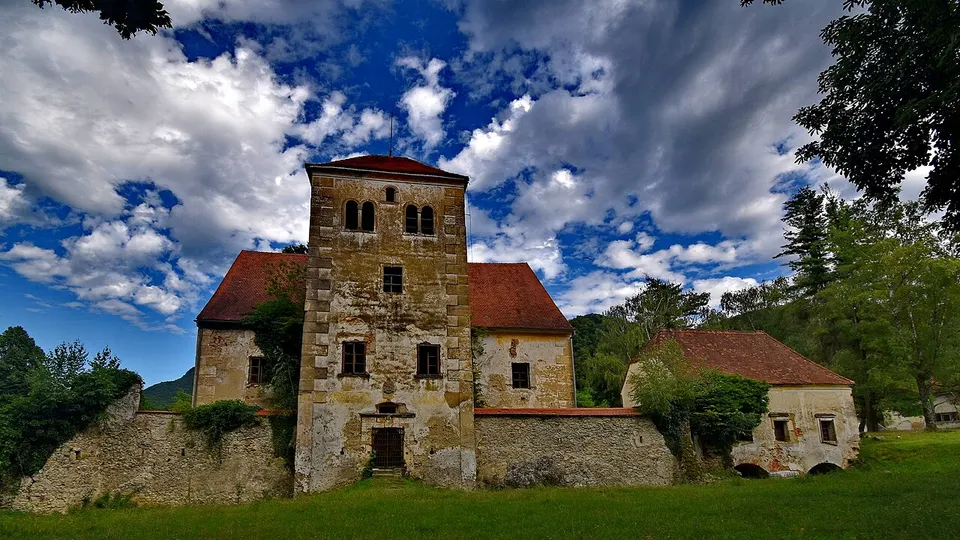 Z-1069 Dvorac Bela 1 (Donja Bela (1a1) — Varaždin, Croatia