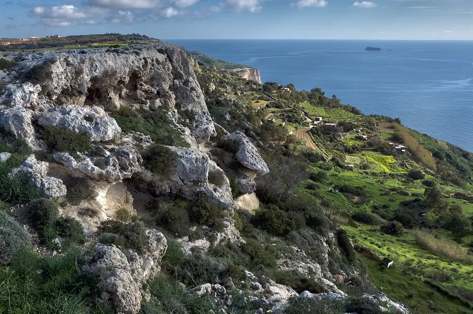 Rocky cliffs above the sea — Sannat, Malta