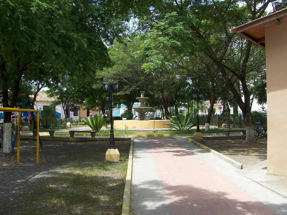 Nacaome Plaza Central 02 — Valle, Honduras