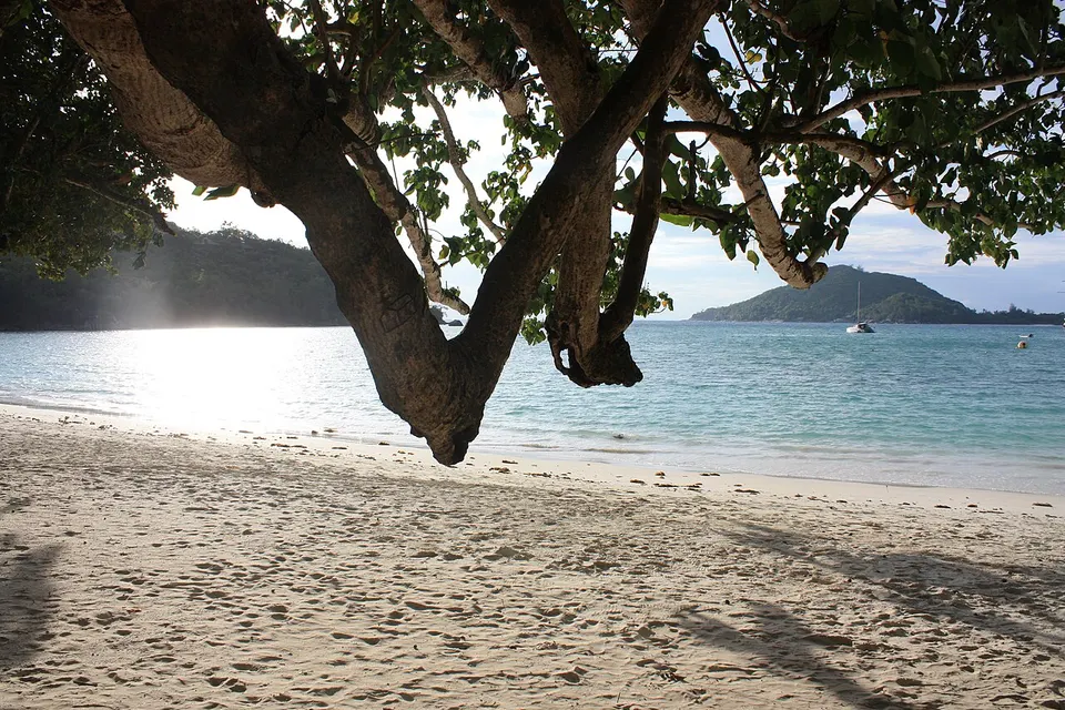 Constance Ephelia Resort, North beach - panoramio — Port Glaud, Seychelles