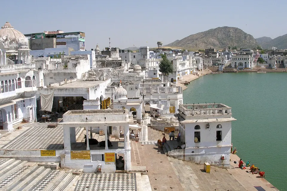 Pushkar, India, Pushkar Lake and Ghats — Rājasthān, India