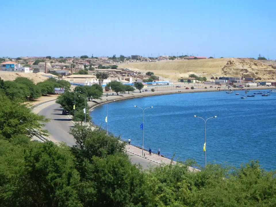 Namibe Waterfront (19432713306) — Namibe, Angola