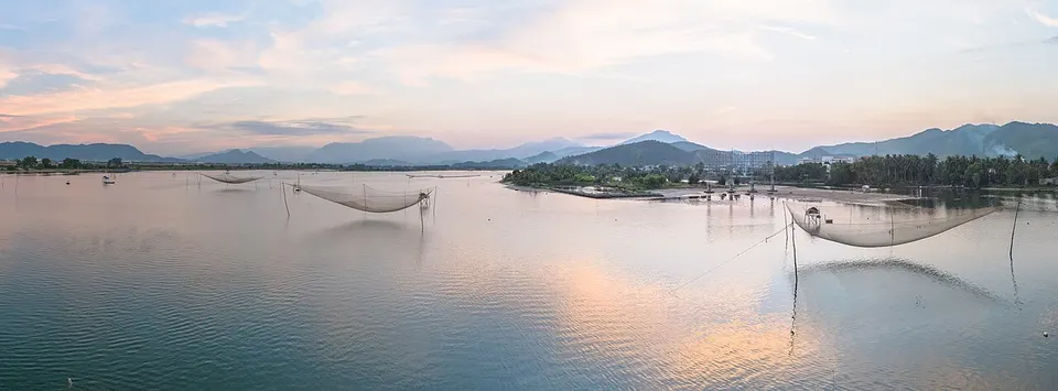 Cu Đê River, Da Nang — Đà Nẵng, Vietnam