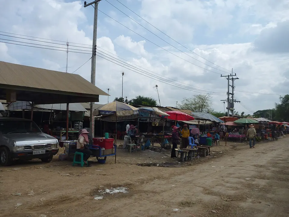 Road Poipet to Sisophon - panoramio — Bantey Meanchey, Cambodia