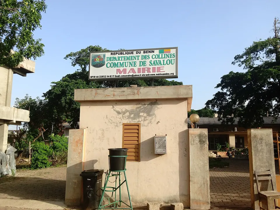 Devanture maire de Savalou 02 — Collines, Benin
