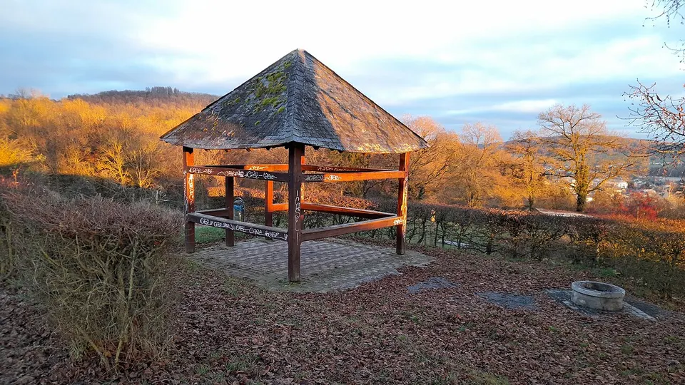 Autumn woodland and picnic shelter — Canton Diekirch, Luxembourg