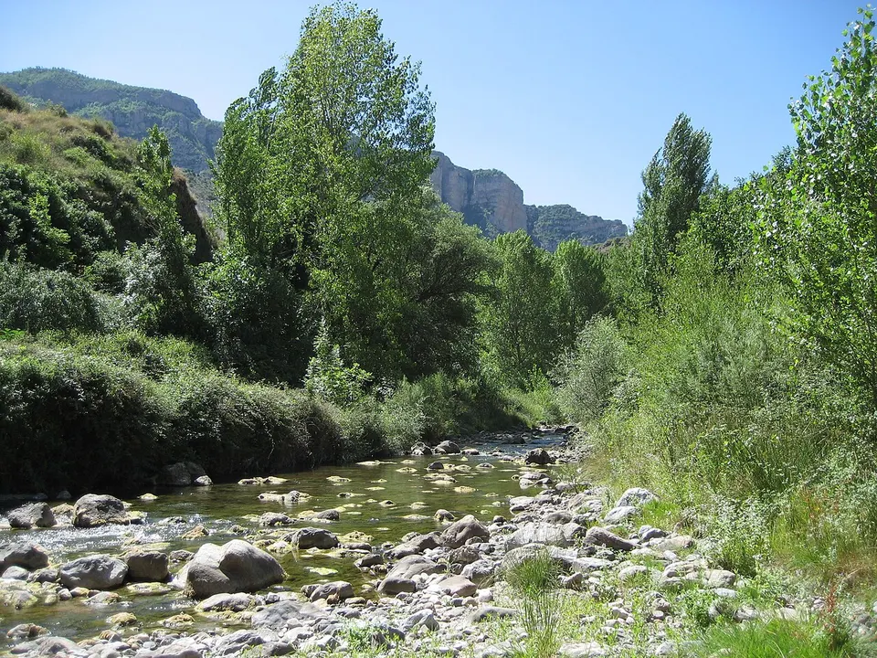 Leza de Río Leza, 26132, La Rioja, Spain - panoramio — La Rioja, Spain