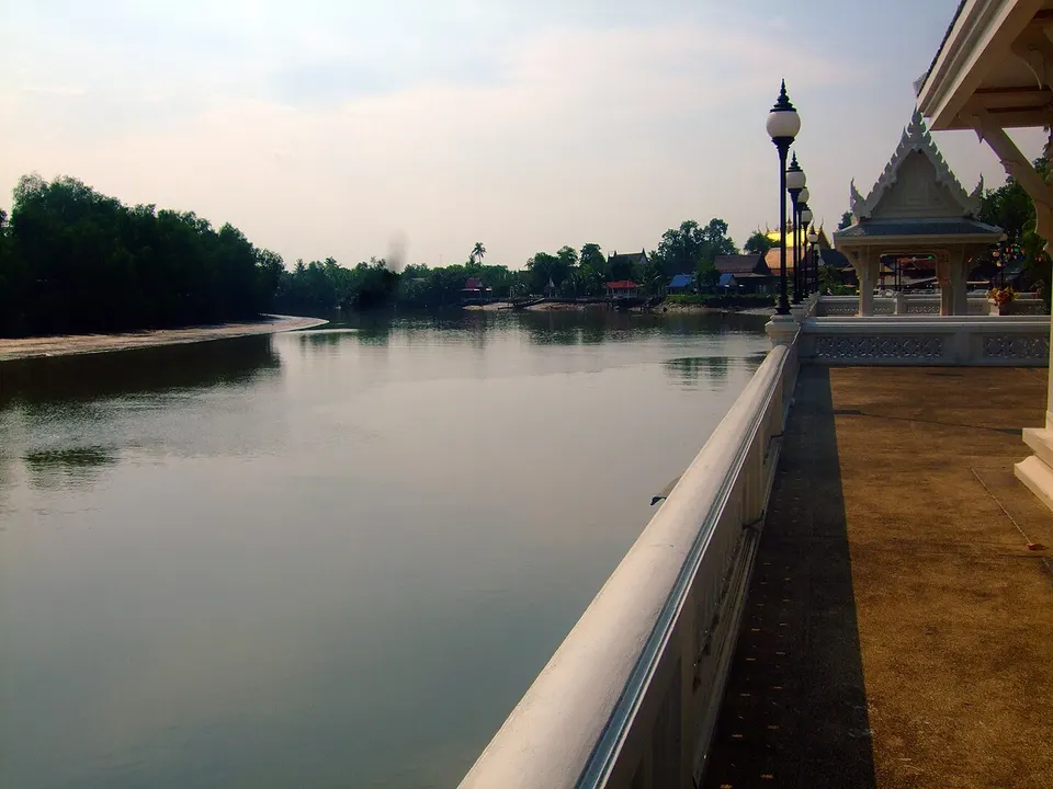 Bang Pakong River - May 2010 - 02 — Chachoengsao Province, Thailand