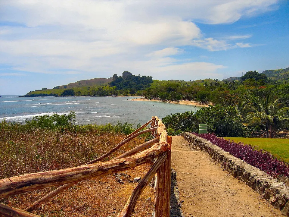 Flickr - ronsaunders47 - FOOTPATH TO BEACH — María Trinidad Sánchez, Dominican Republic