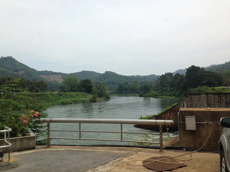 Khuean Bang Lang, Bannang Sata District, Yala, Thailand - panoramio — Yala Province, Thailand
