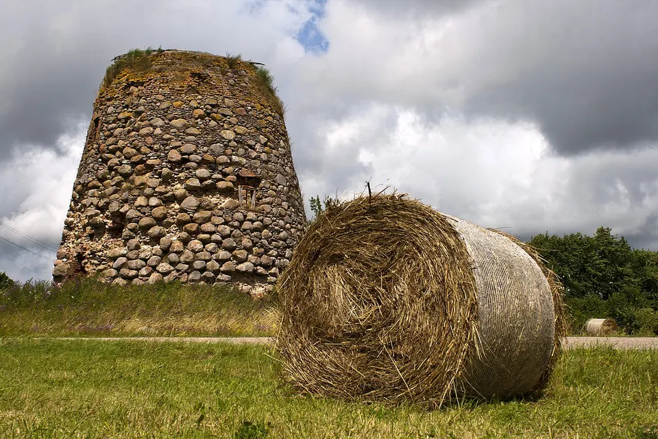 Virgas vējdzirnavas - Virga windmill - panoramio — Dienvidkurzemes novads, Latvia