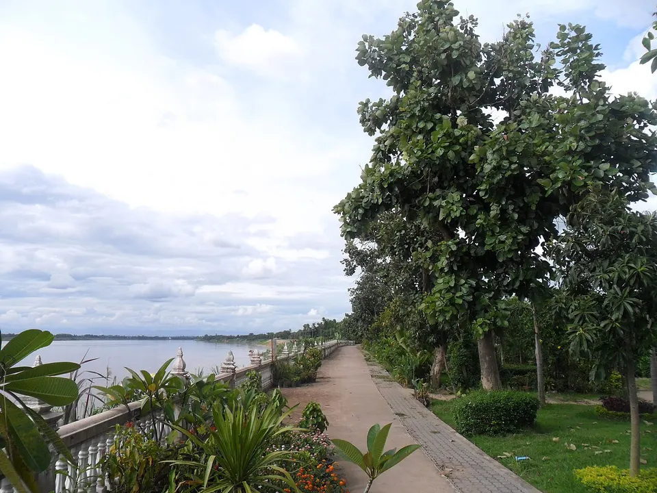 Mekong's Embankment, Nong Khai - panoramio (1) — Nong Khai Province, Thailand