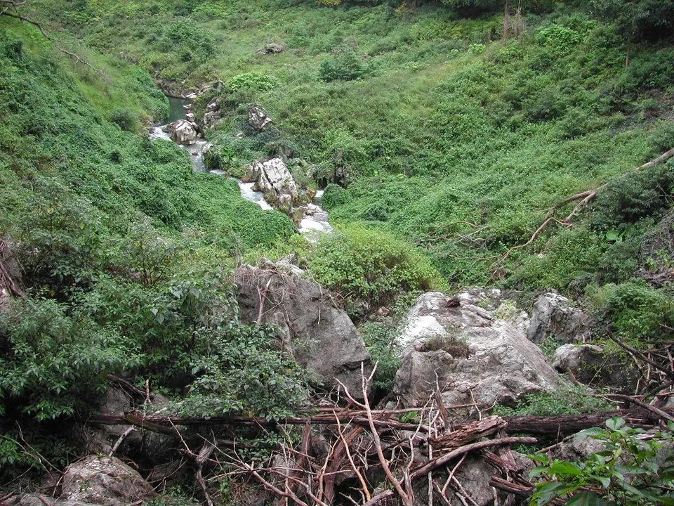Mainina sinkhole 1 — Lautém, Timor Leste