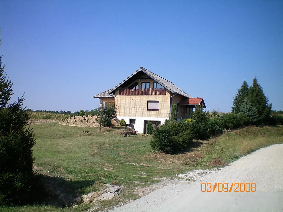 Kuca Sare Lienesch - panoramio — Brčko District, Bosnia and Herzegovina