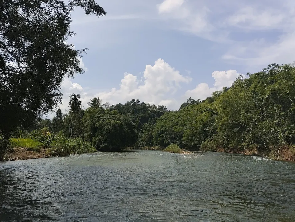 Sungai Amandit di Loksado — South Kalimantan, Indonesia