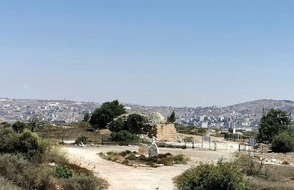PikiWiki Israel 71736 makam sheikh abdullah — West Bank, Palestinian Territory