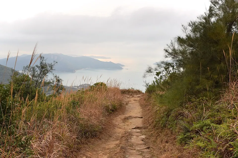 Coastal hiking trail — Islands, Hong Kong