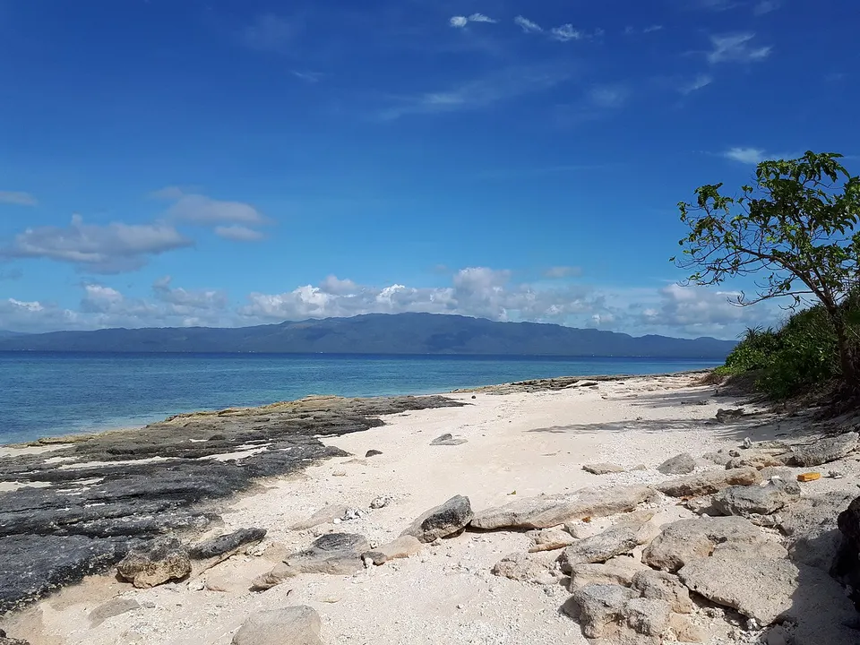 Beach of Digyo Island — Eastern Visayas, Philippines
