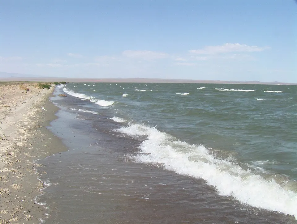 Khar-Nuur lake, Khovd aimag, Mongolia — Khovd, Mongolia