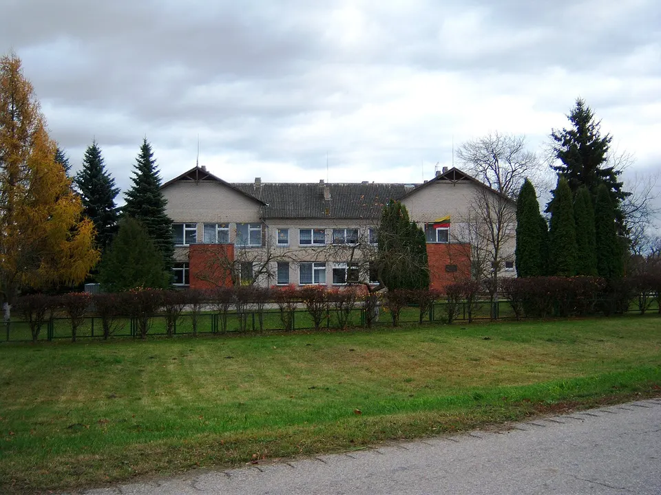 Palėvenėlės pagrindinė mokykla — Panevezys County, Lithuania