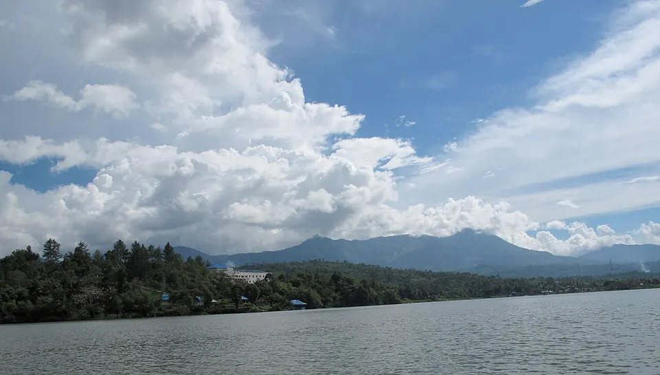 Tes Lake Lebong Regency, Bengkulu — Bengkulu, Indonesia
