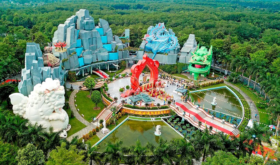 Vĩnh Hằng Đài. Hoa Viên Nghĩa Trang Bình Dương — Bình Dương, Vietnam