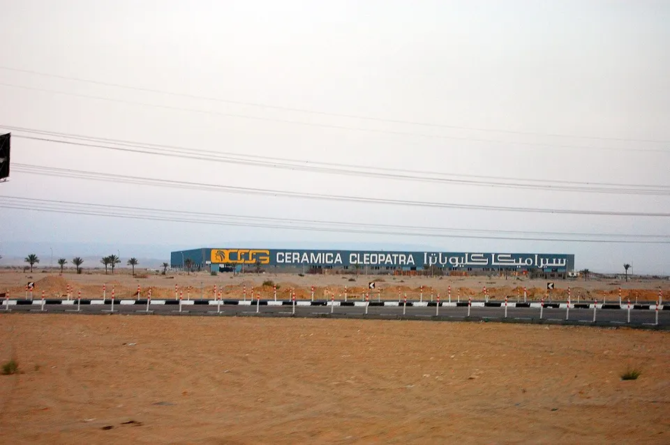 2009, Egypt, Hurghada-Cairo road - panoramio - Alx R — Suez Governorate, Egypt