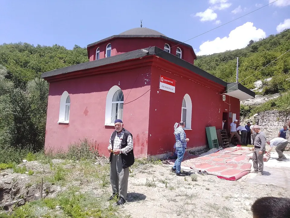 SAMSUN ATAKUM GÜNEY MAHALLESİ KOLOLUK CAMİİ 20240602 — Samsun, Turkey