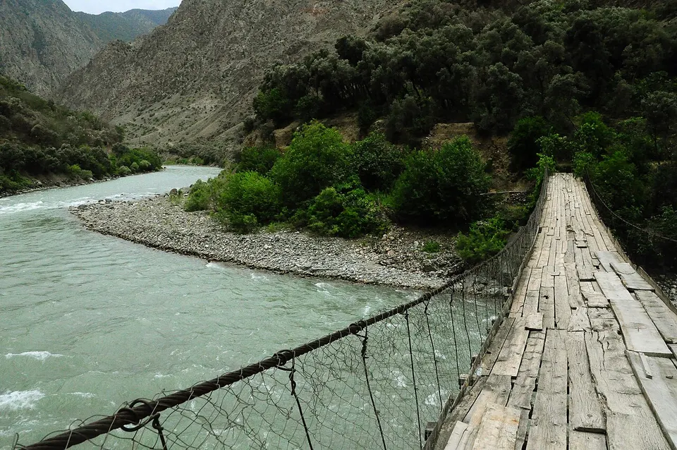 Çoruh River, Turkey — Artvin, Turkey