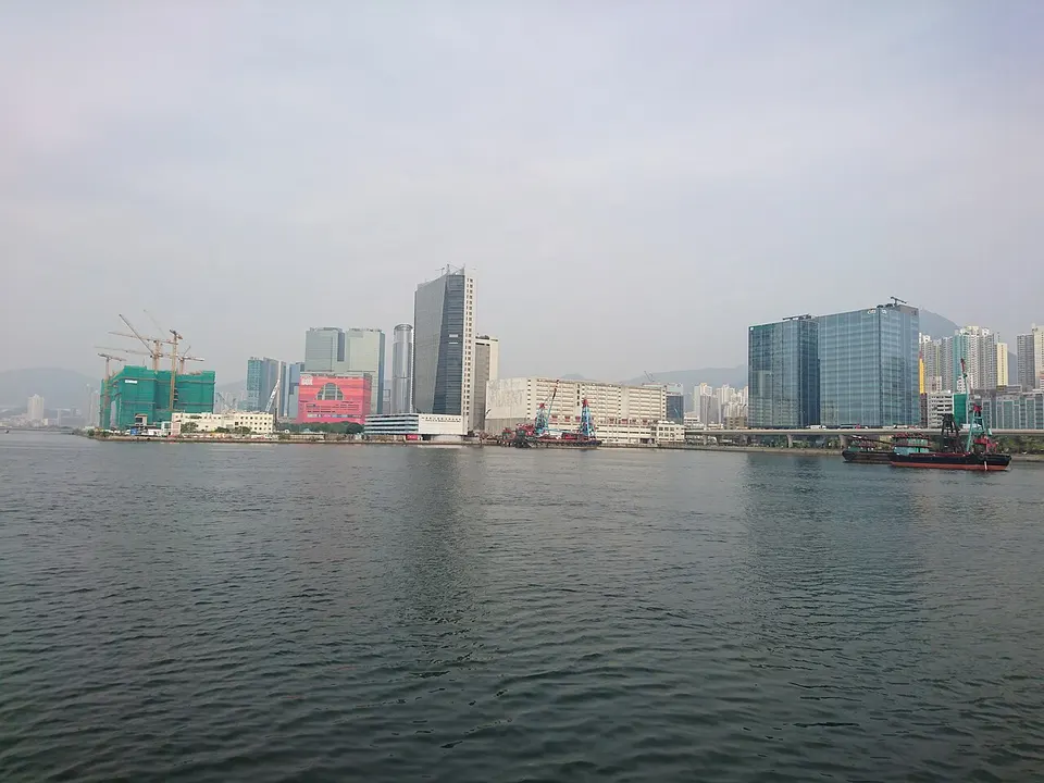 Harbour and city skyline — Kwun Tong, Hong Kong