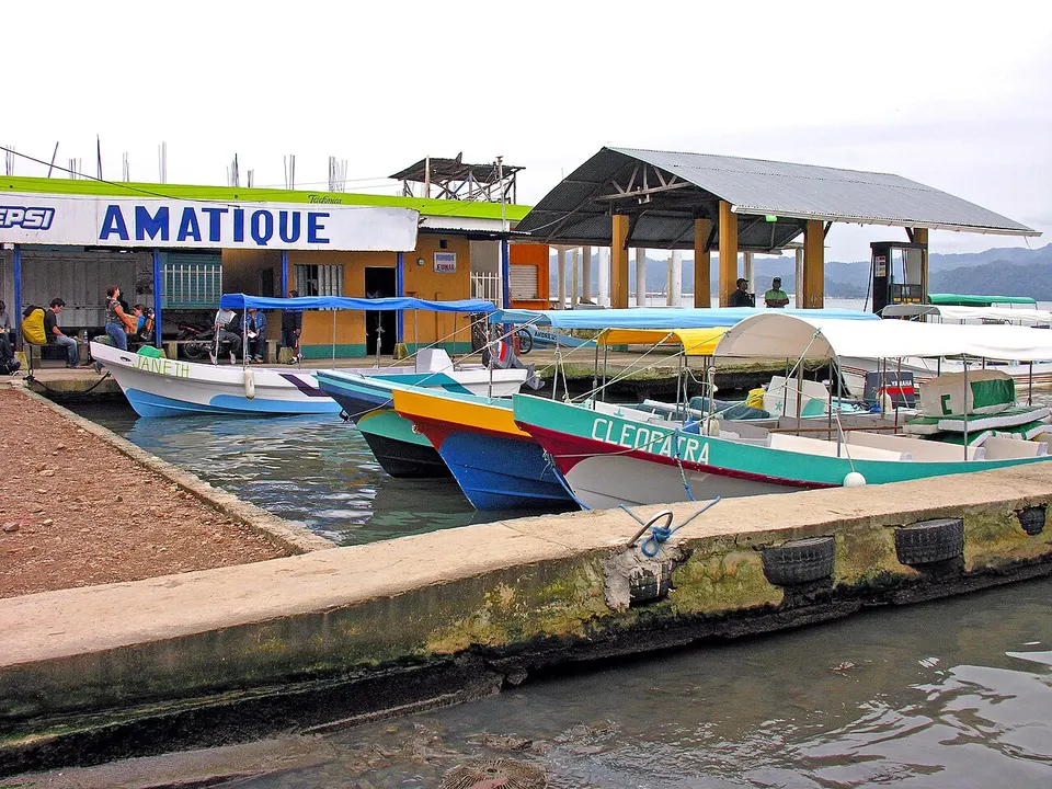 Harbour, El Mitchal, Izabal, Guatemala 2007 — Izabal, Guatemala