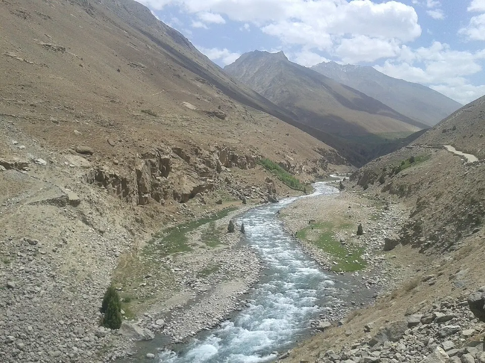 Warsaj's river view — Takhar, Afghanistan