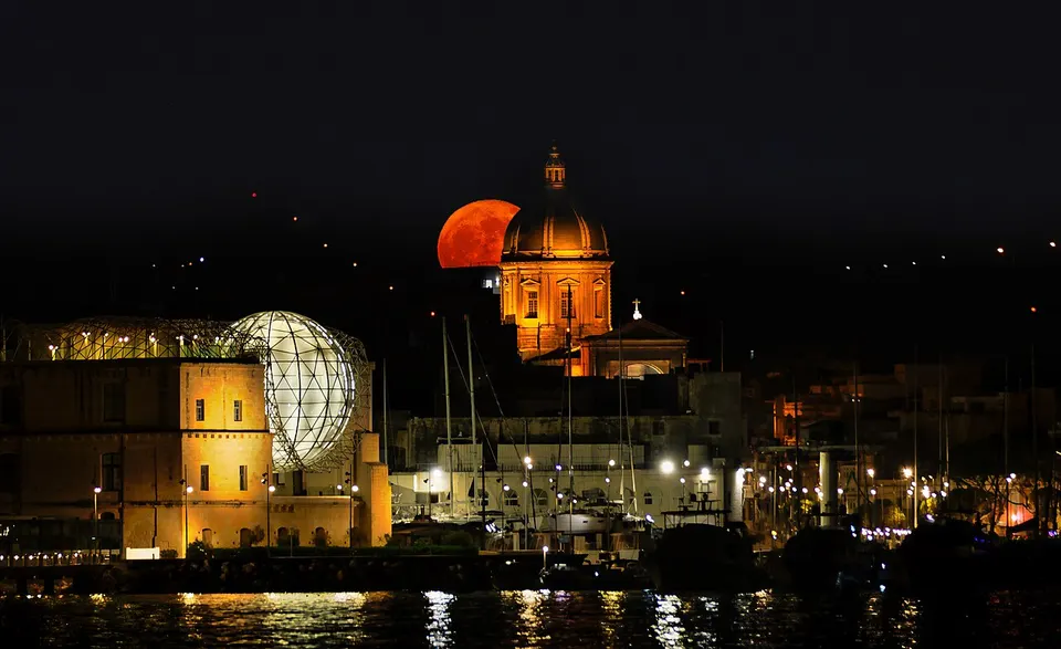 Moon rising behind the Kalkara Parish Church — Kalkara, Malta
