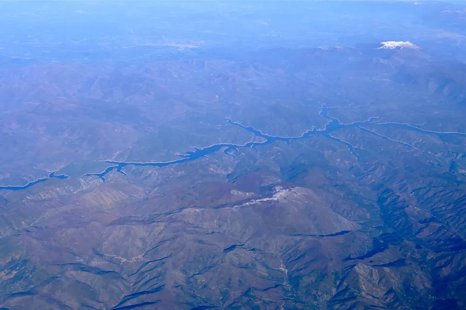 Lake Fierza — Kukës, Albania