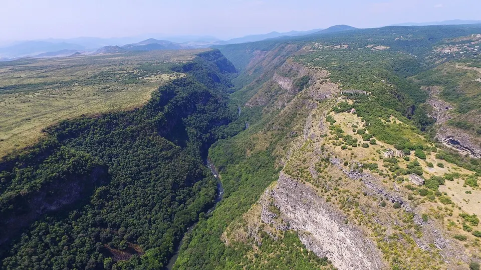 Rugged canyon and hills — Kvemo Kartli, Georgia