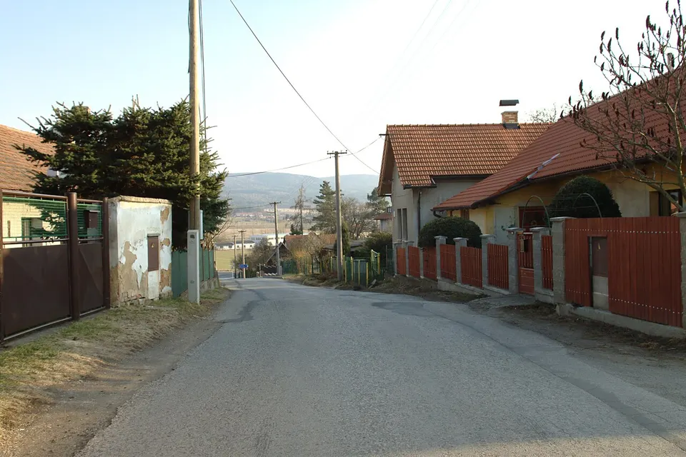 Všeradice, cesta — Středočeský kraj, Czechia