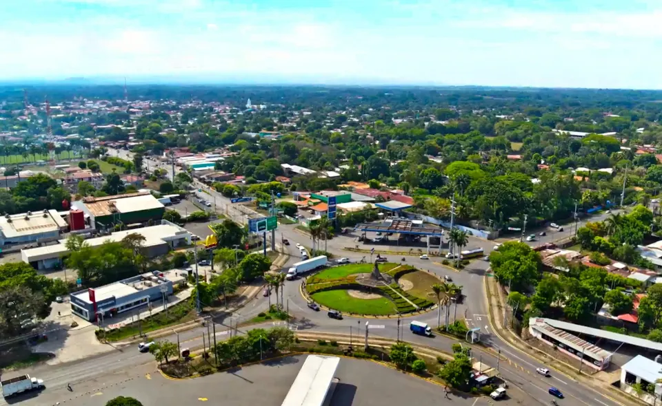 Acceso principal Ciudad de Chinandega — Chinandega, Nicaragua